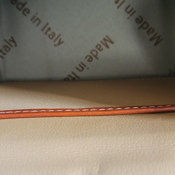 GENUINE ITALIAN LEATHER PURSE BNWT - Picture 7 of 10